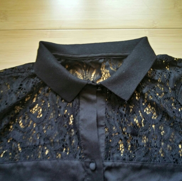 Guess Striped & Blocked Lace Top - Picture 4 of 10